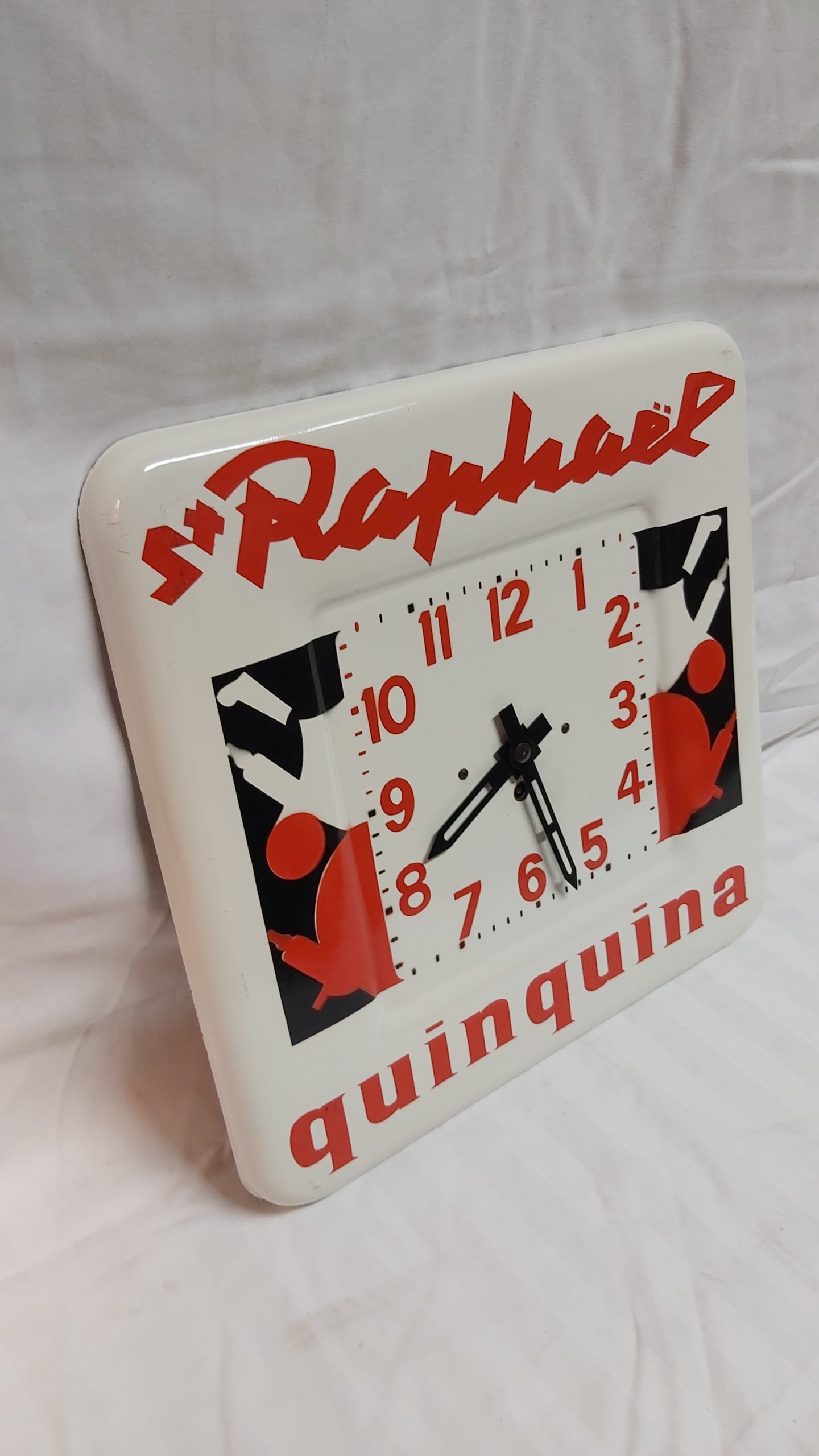 Emailschild St Raphael quinquina Uhr