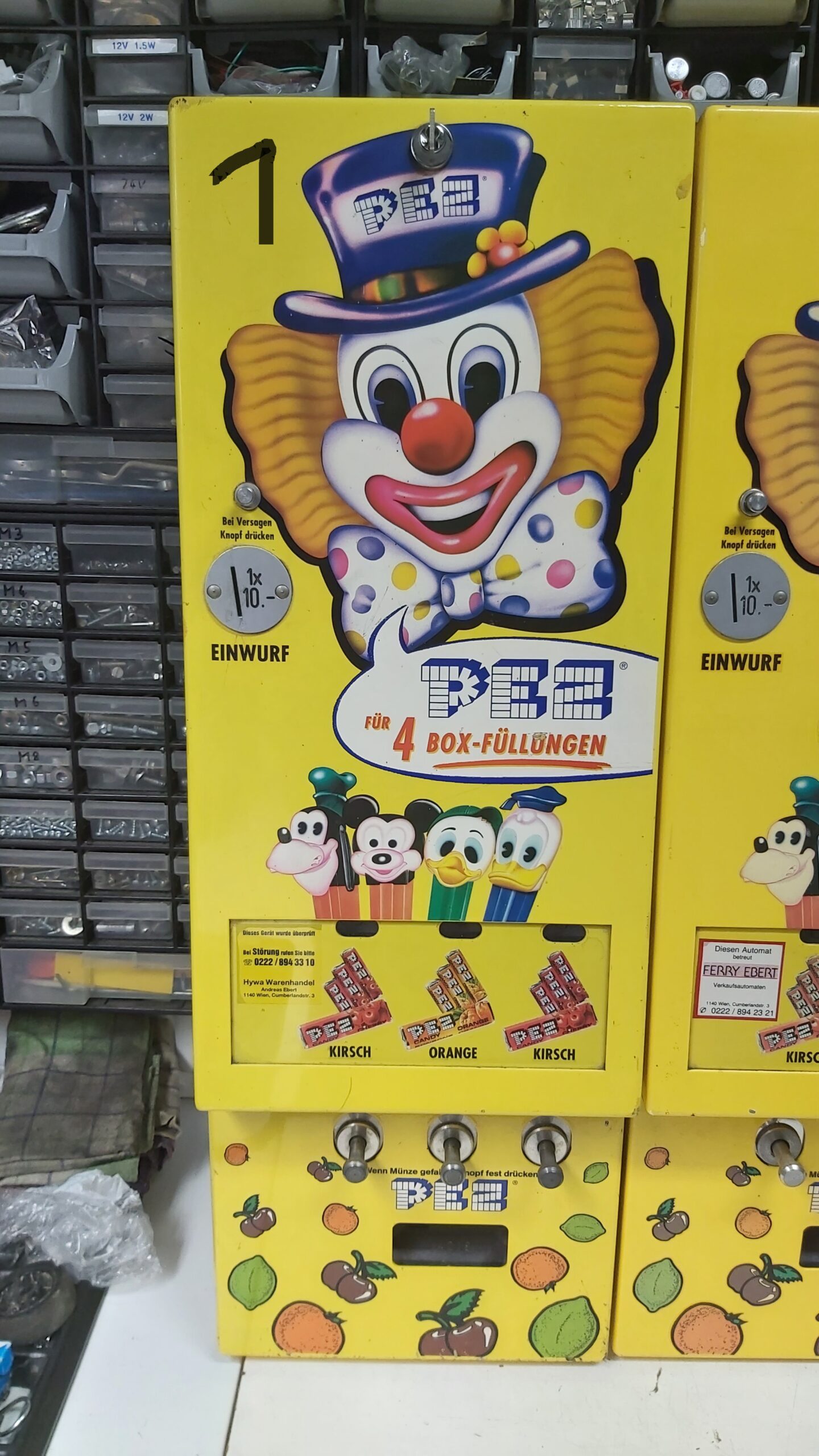 mehrere Warenautomaten PEZ Automat Clown Originalzustand