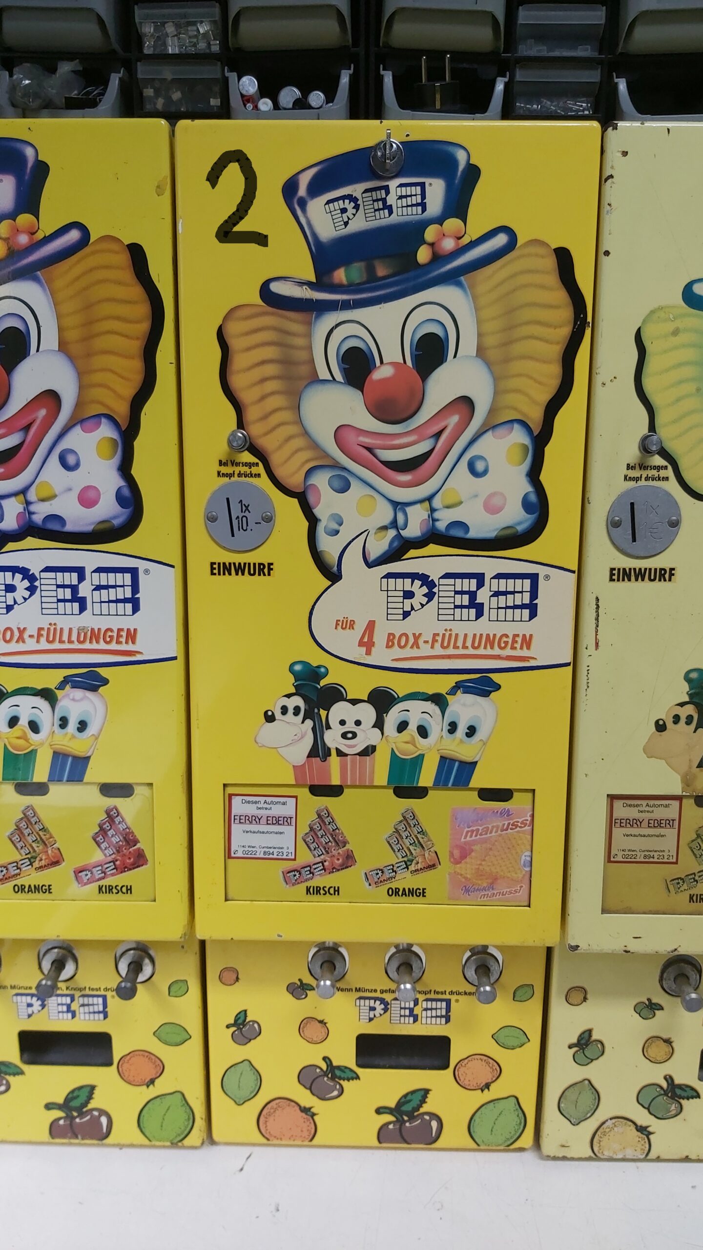 mehrere Warenautomaten PEZ Automat Clown Originalzustand
