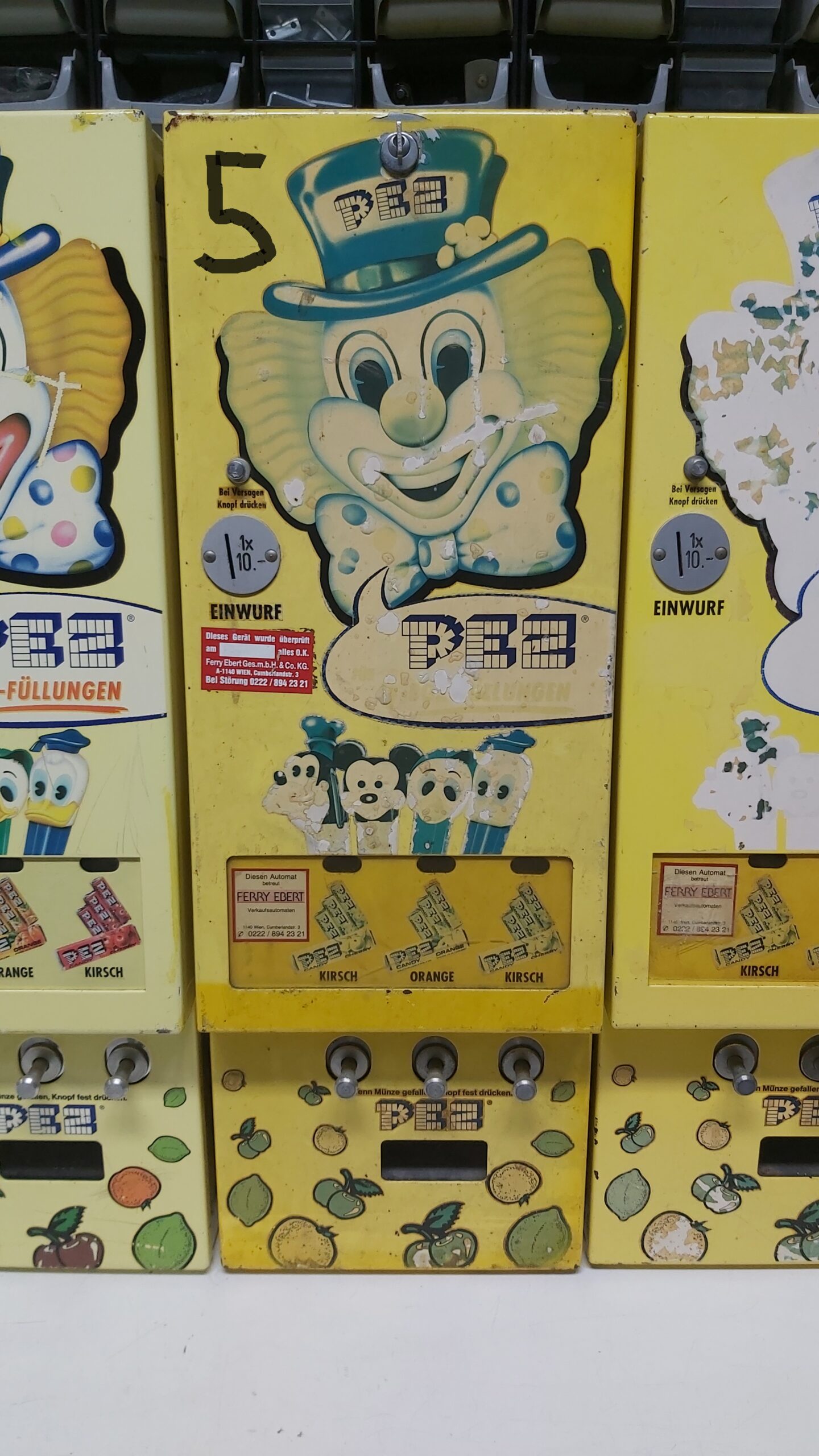 mehrere Warenautomaten PEZ Automat Clown Originalzustand
